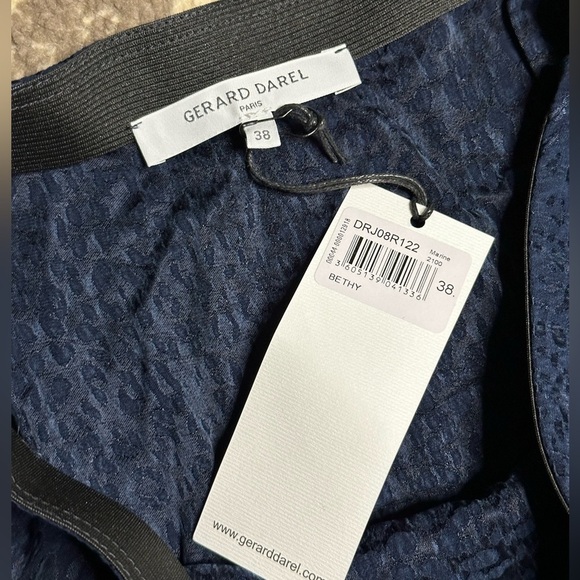 NWT Gerard Darel Elegant Navy Blue Skirt Midi Size 38 - Picture 2 of 4